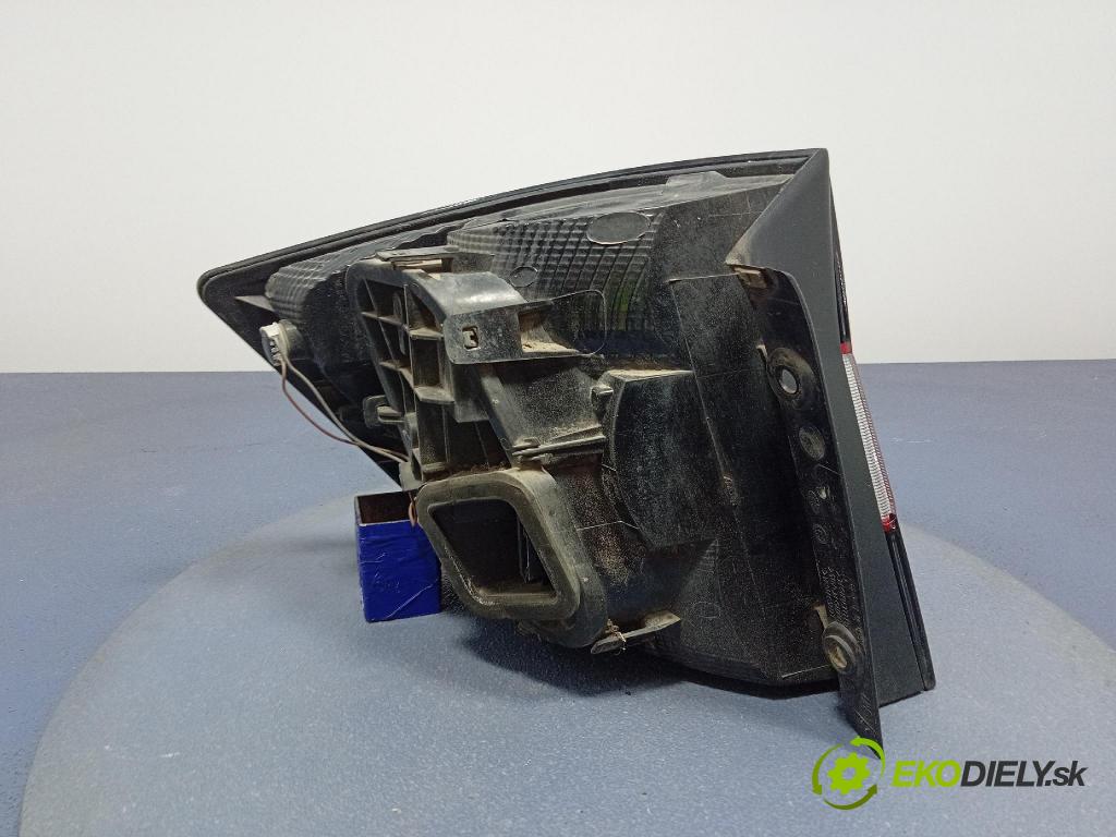 Skoda Fabia 2020 svetlo / reflektor zad Prava: Vonkajsia: 6V9945096