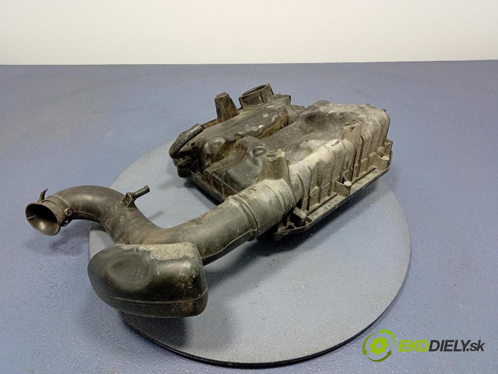 Skoda Fabia 2020 obal Filtre: Vzduch: 04C129611J