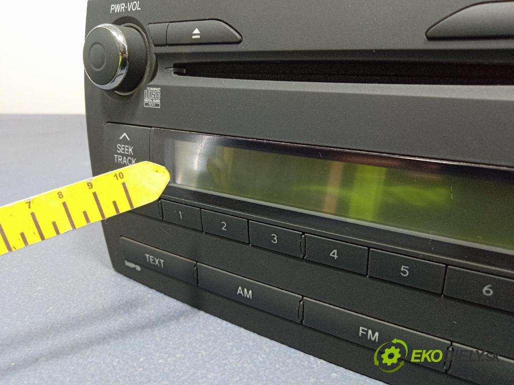 Toyota Corolla 2007 Radio I Navigácia: 86120-12A30