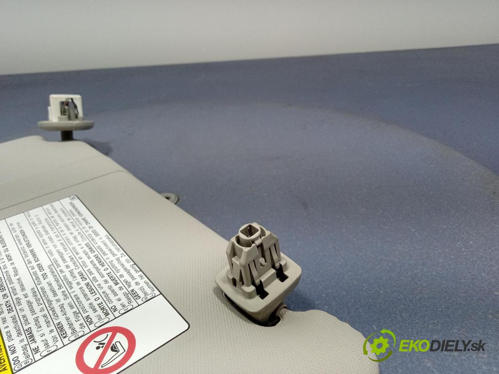 Toyota Corolla 2007 kryt slnečná clona