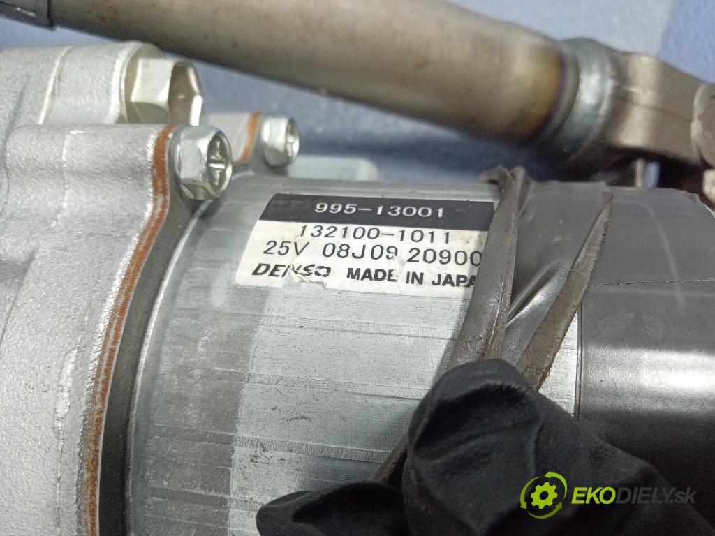 Toyota Corolla 2007 Stĺpik volant x 132100-1011