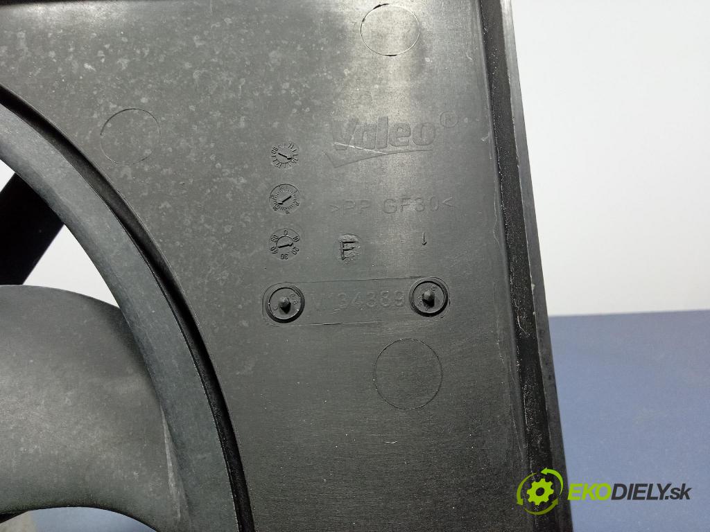 Ford Ecosport 2015 Ventilátor Chladič: 8V51-8C607-EJ