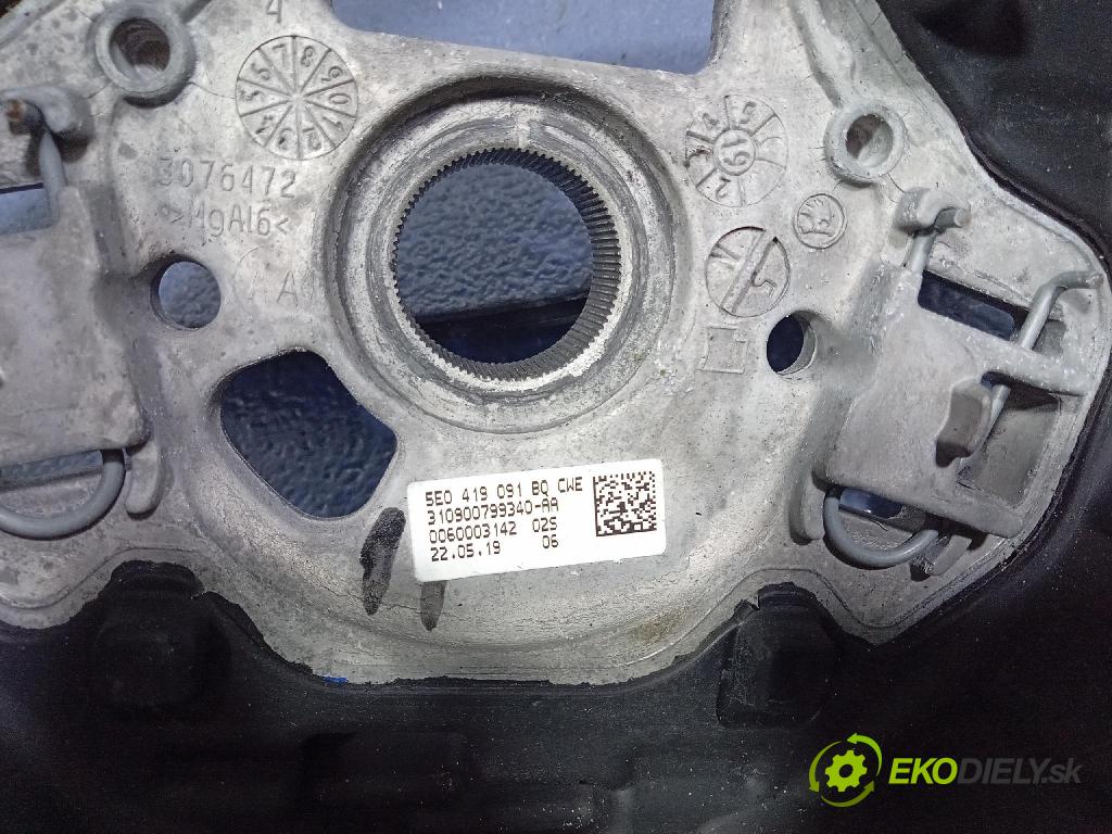 Skoda Octavia 2019 volant 5E0419091BQVWE