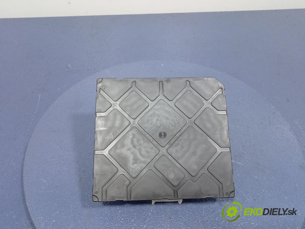 Skoda Octavia 2019 riadiaca jednotka Komfortu 5Q0937084DC