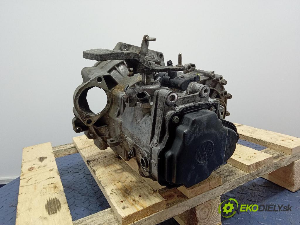 Vw Golf 2006 prevodovka Manualna JCR