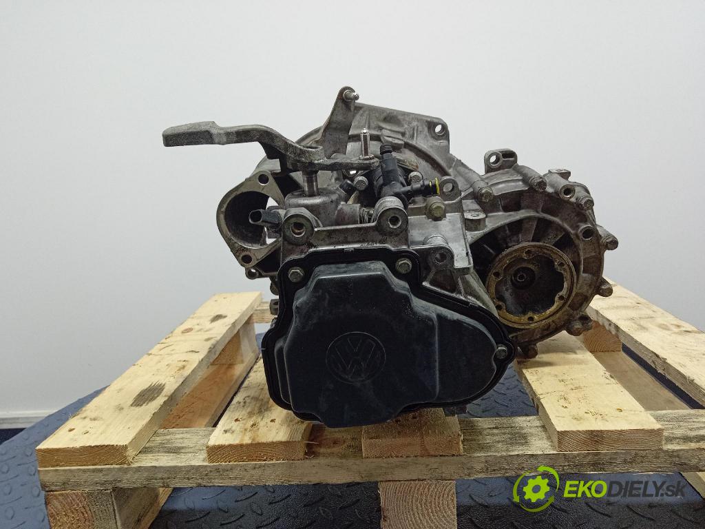 Vw Golf 2006 prevodovka Manualna JCR