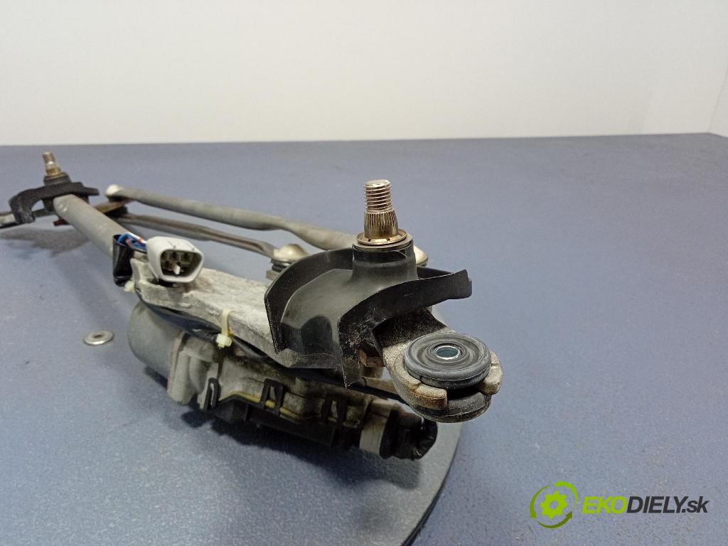 Toyota Corolla 2007 mechanizmus motor: Stierače: Predné 85110-12A20