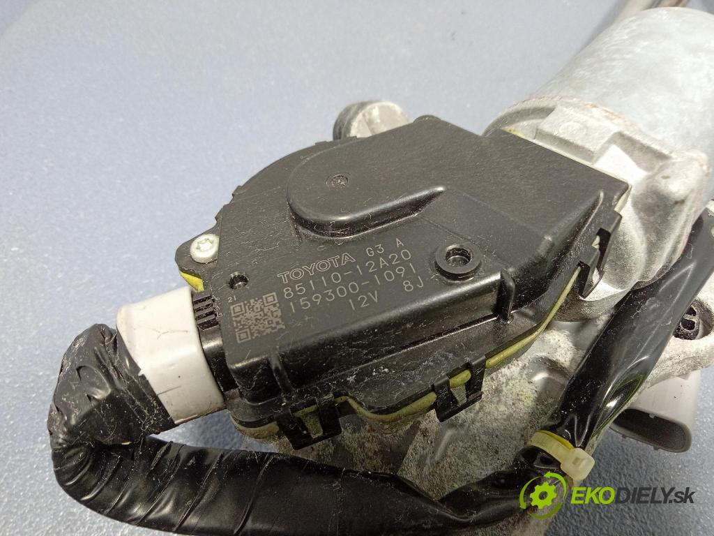 Toyota Corolla 2007 mechanizmus motor: Stierače: Predné 85110-12A20