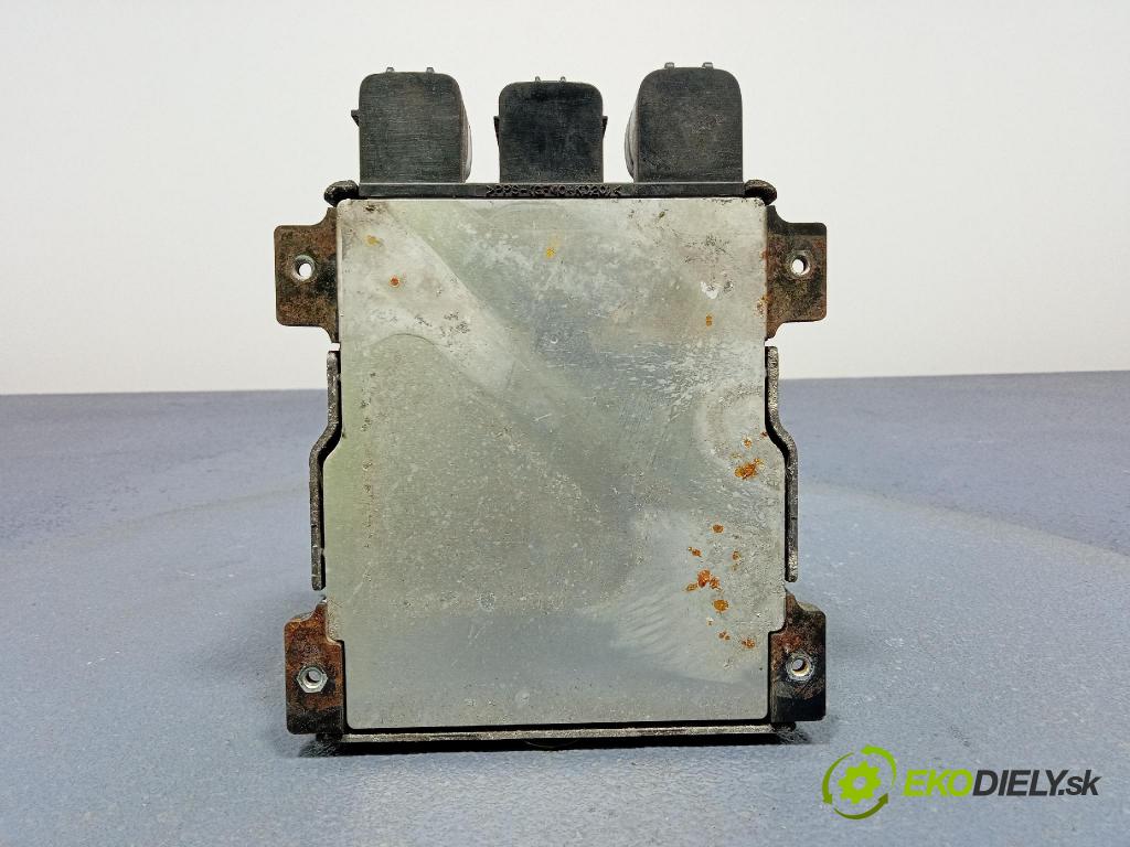 Toyota Avensis 2006 riadiaca jednotka Motor: 89871-20070