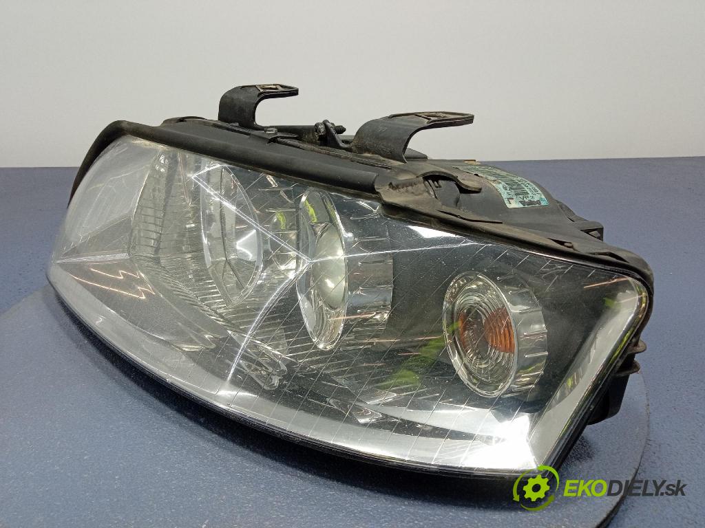 Audi A4 2001 Reflektor: Vľavo: 8E0941003F