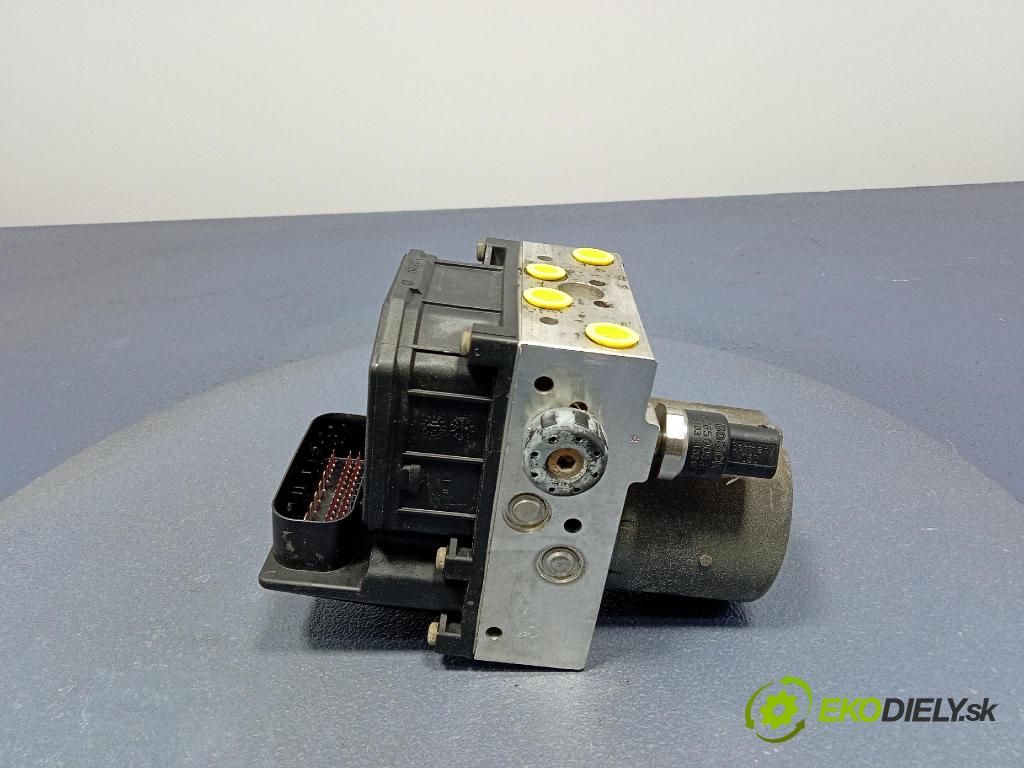 Audi A4 2001 čerpadlo ABS x 8E0614517