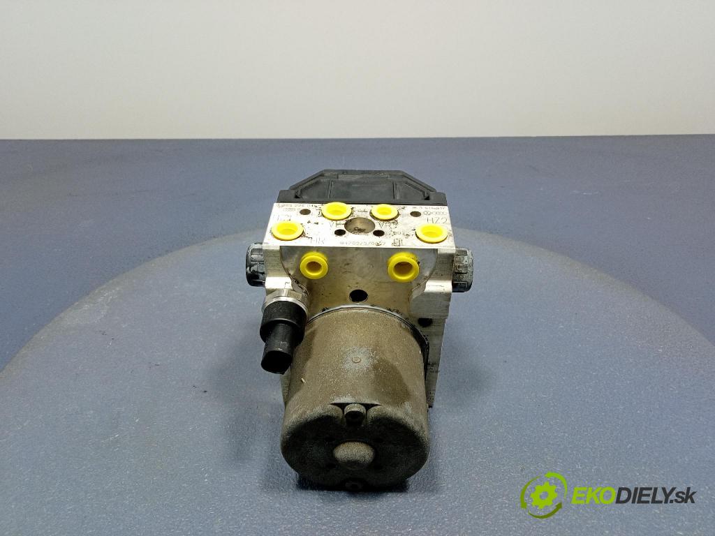 Audi A4 2001 čerpadlo ABS x 8E0614517