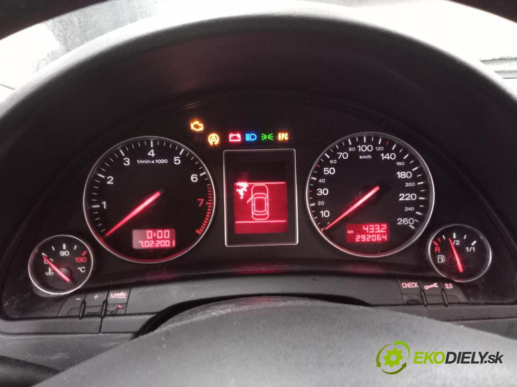 Audi A4 2001 prístrojovka/ budíky 8E0920900F
