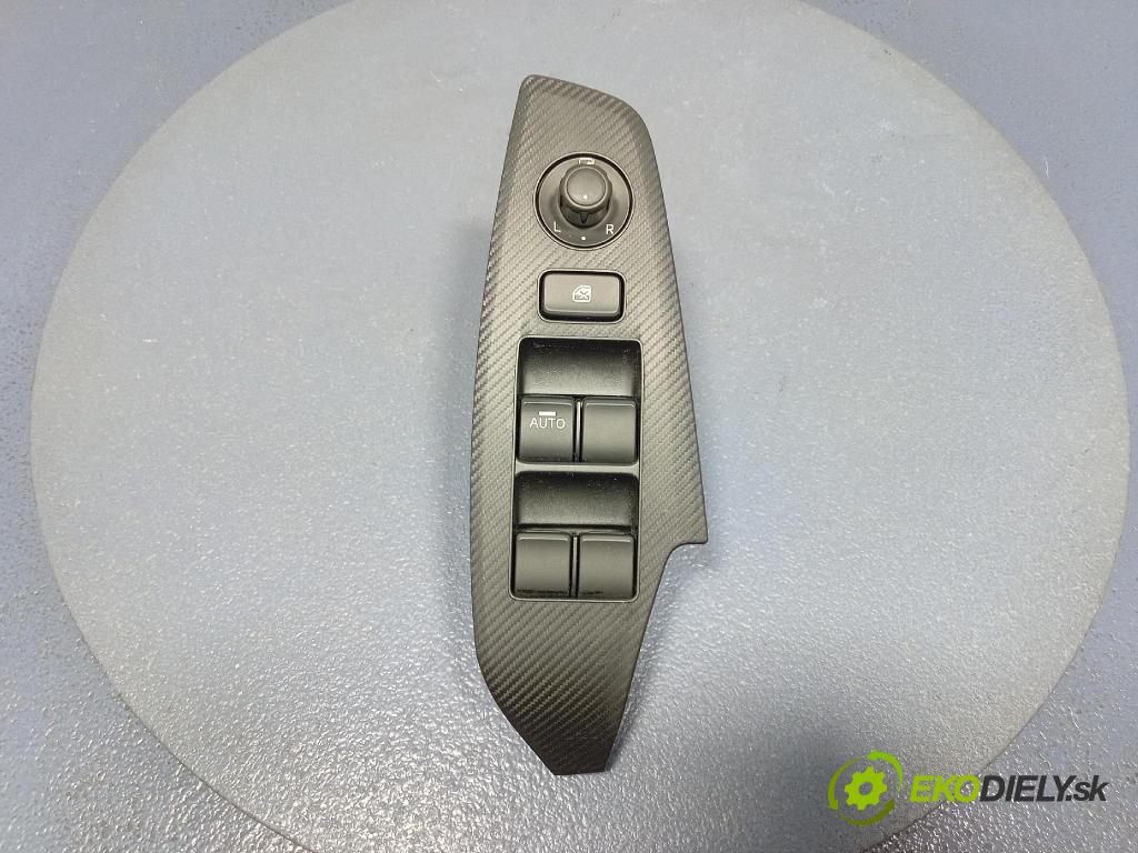 Mazda 3 2014 prepínač Okná: BHS2684L6