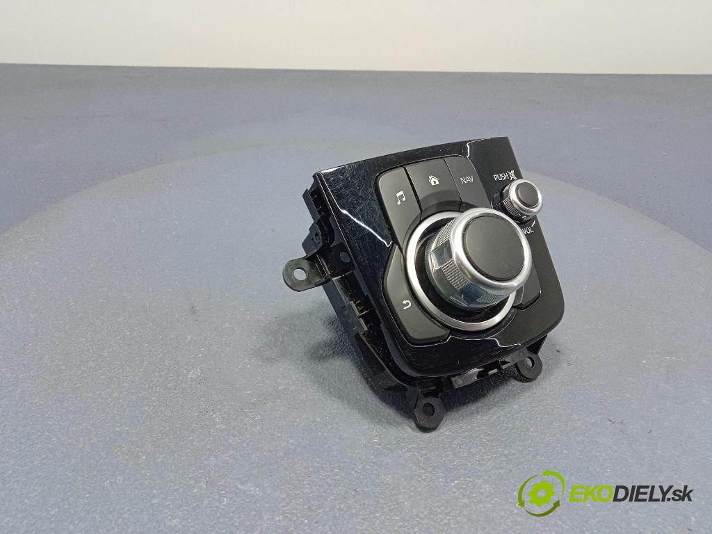 Mazda 3 2014 prepínač Rádio: Navigacia: BHN166CM0