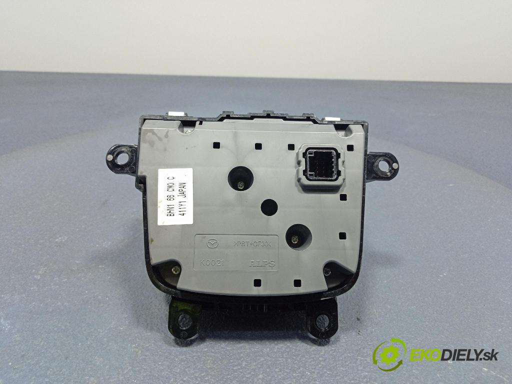 Mazda 3 2014 prepínač Rádio: Navigacia: BHN166CM0