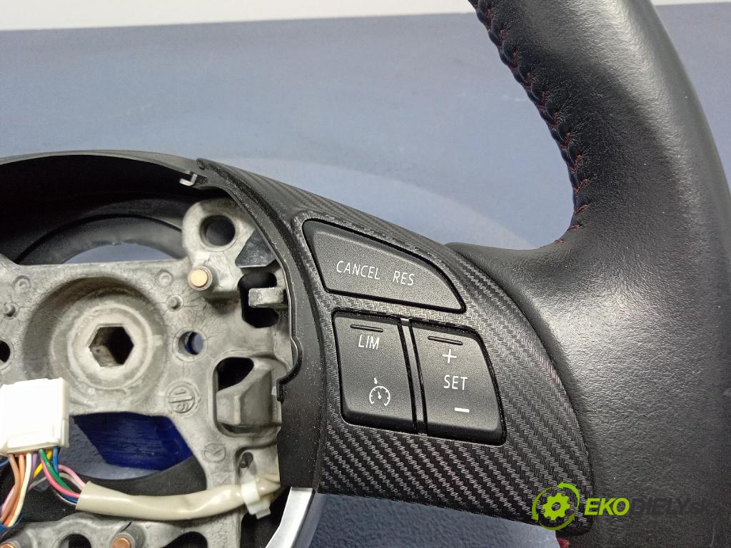 Mazda 3 2014 volant 01