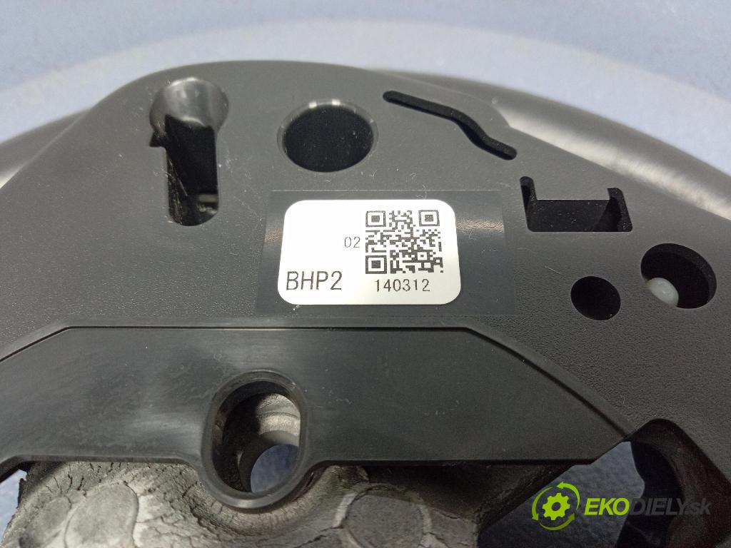 Mazda 3 2014 volant 01