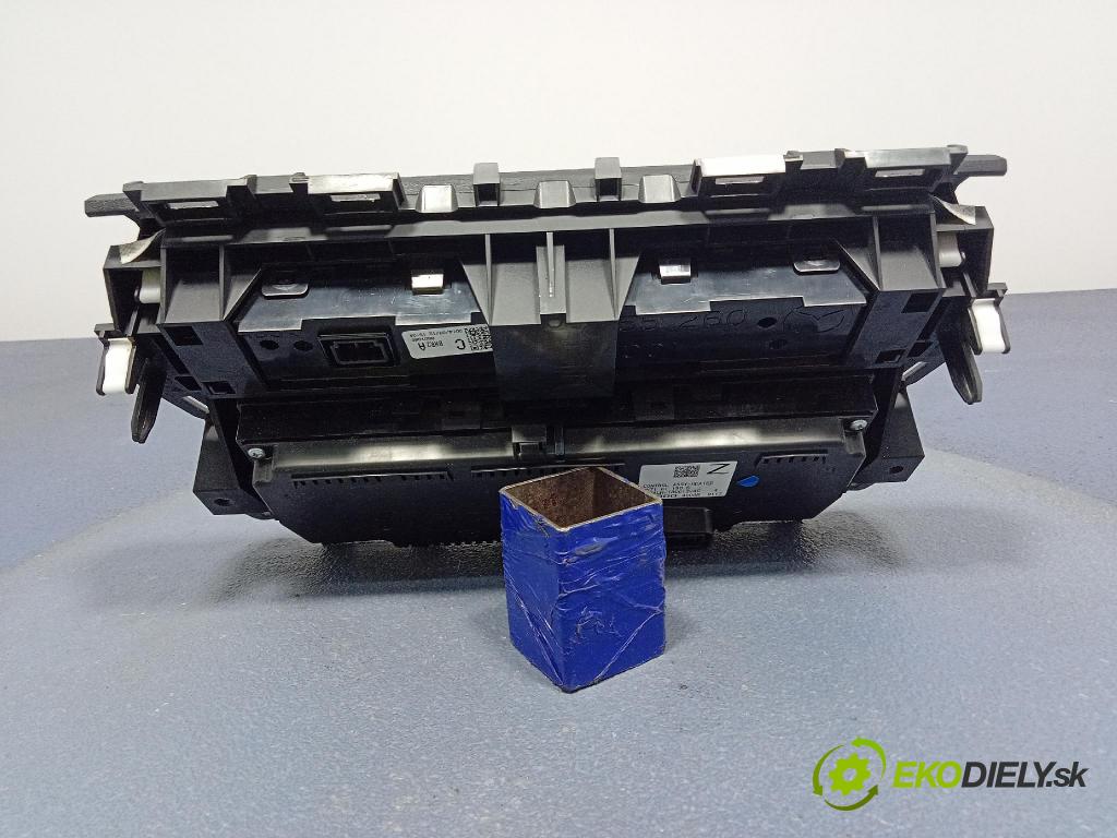 Mazda 3 2014 prepínač Klimatizácia: Prúd vzduchu: VPDALH-18C612-AC