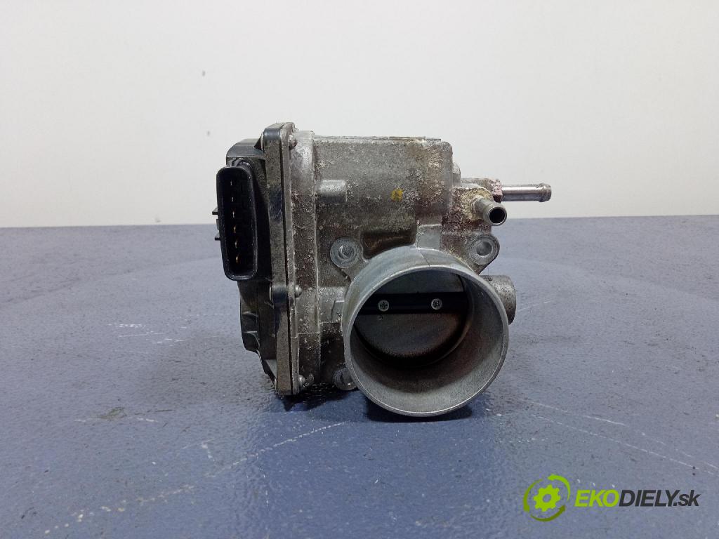 Toyota Corolla 2007 klapka 22030-37010
