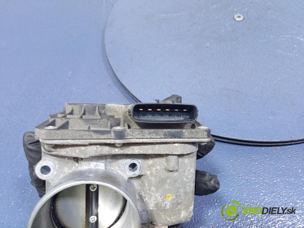 Toyota Corolla 2007 klapka 22030-37010
