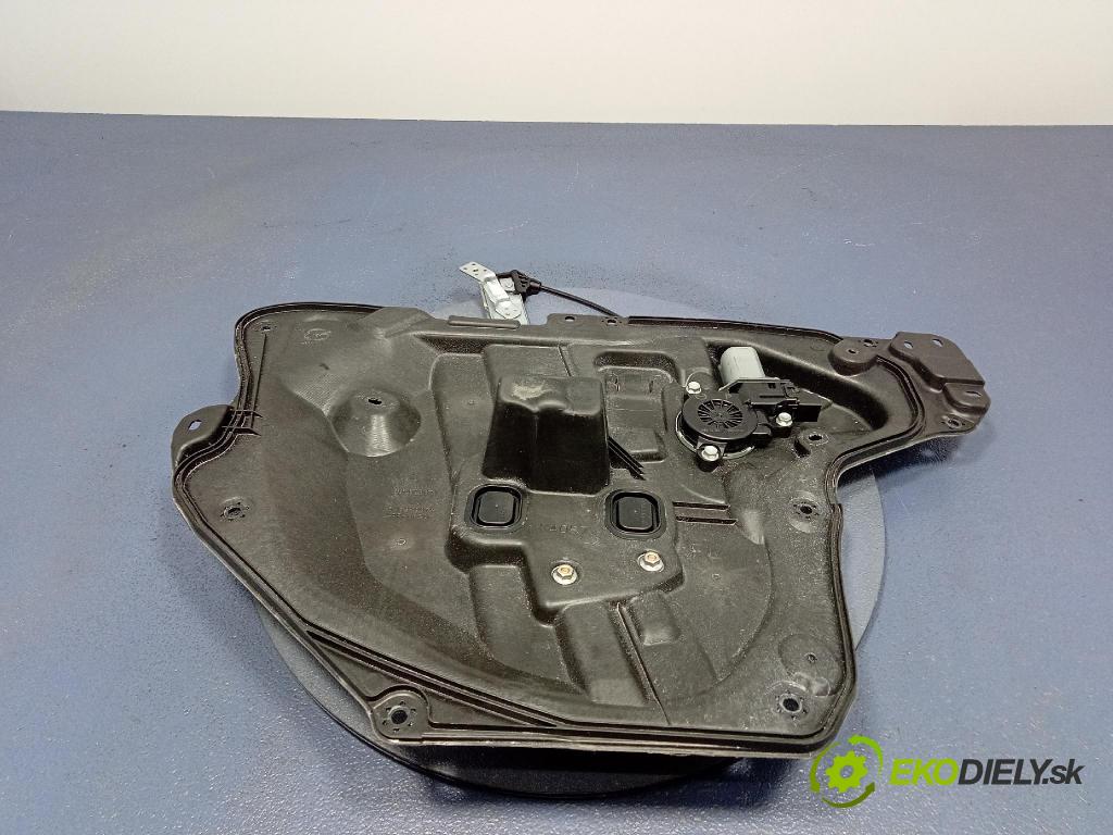 Mazda 3 2014 mechanizmus okna Okná: Predné Vľavo: BHS25997X