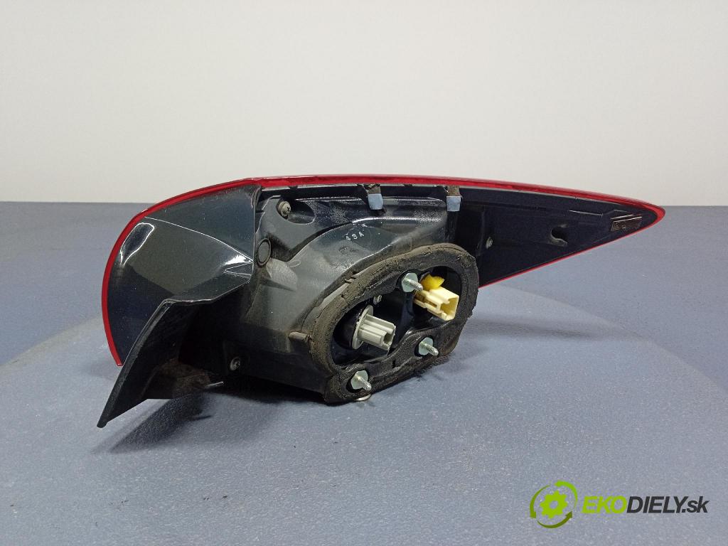 Mazda 3 2014 svetlo / reflektor zad ľavá Vonkajsia: B45D-51160