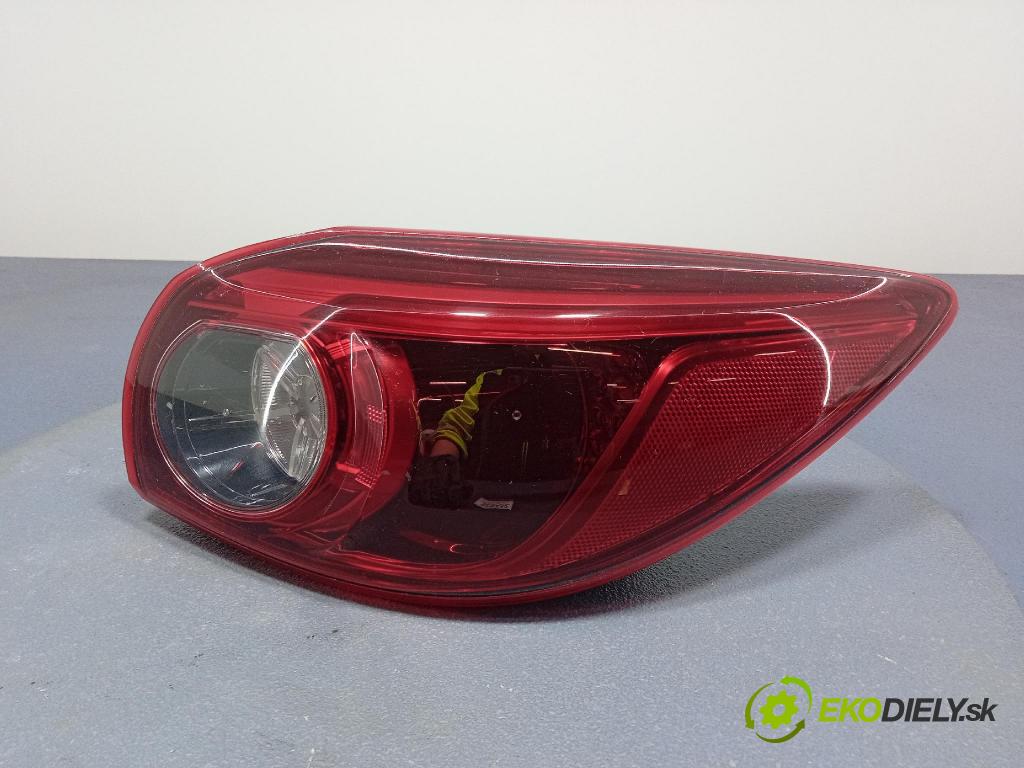 Mazda 3 2014 svetlo / reflektor zad Prava: Vonkajsia: B45D-51150