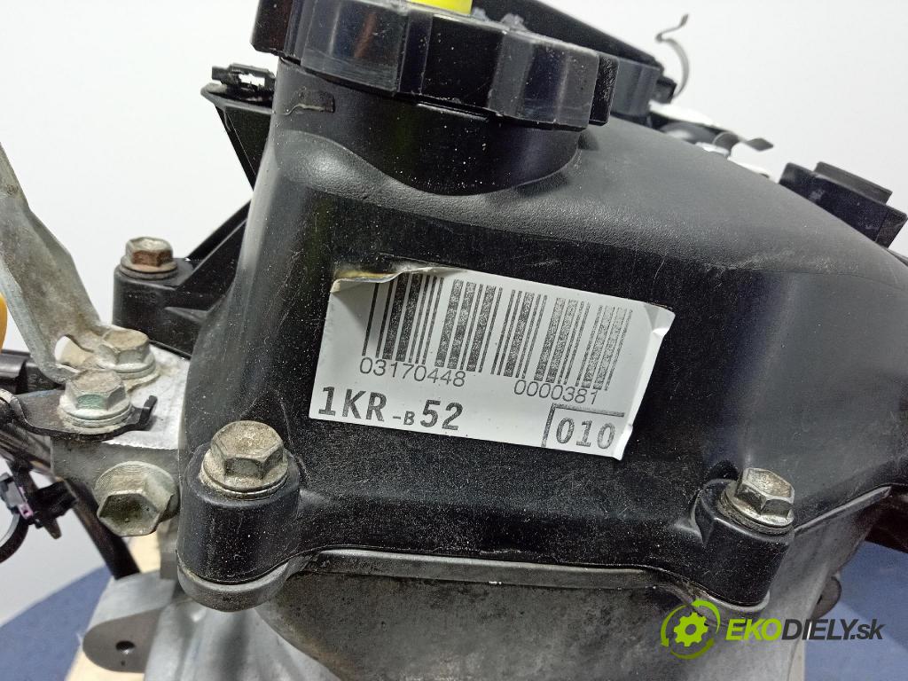 Toyota Yaris 2008 motor Benzín: 1KR-FE