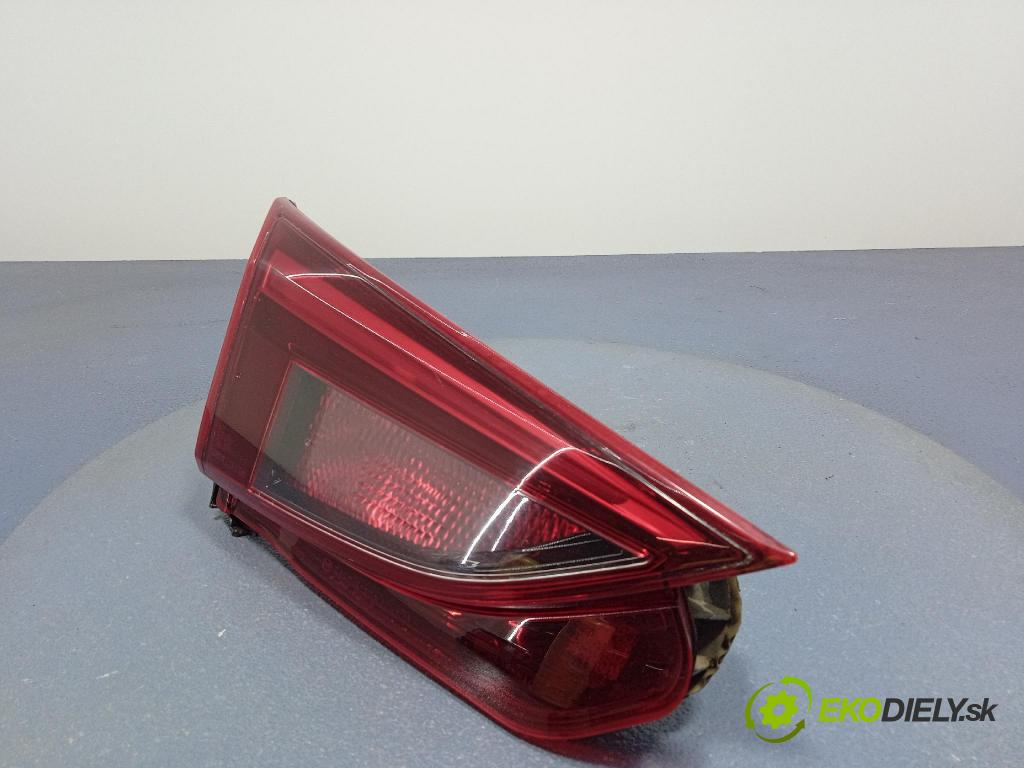 Mazda 3 2014 svetlo / reflektor zad ľavá Vnútri: B45C-513F0