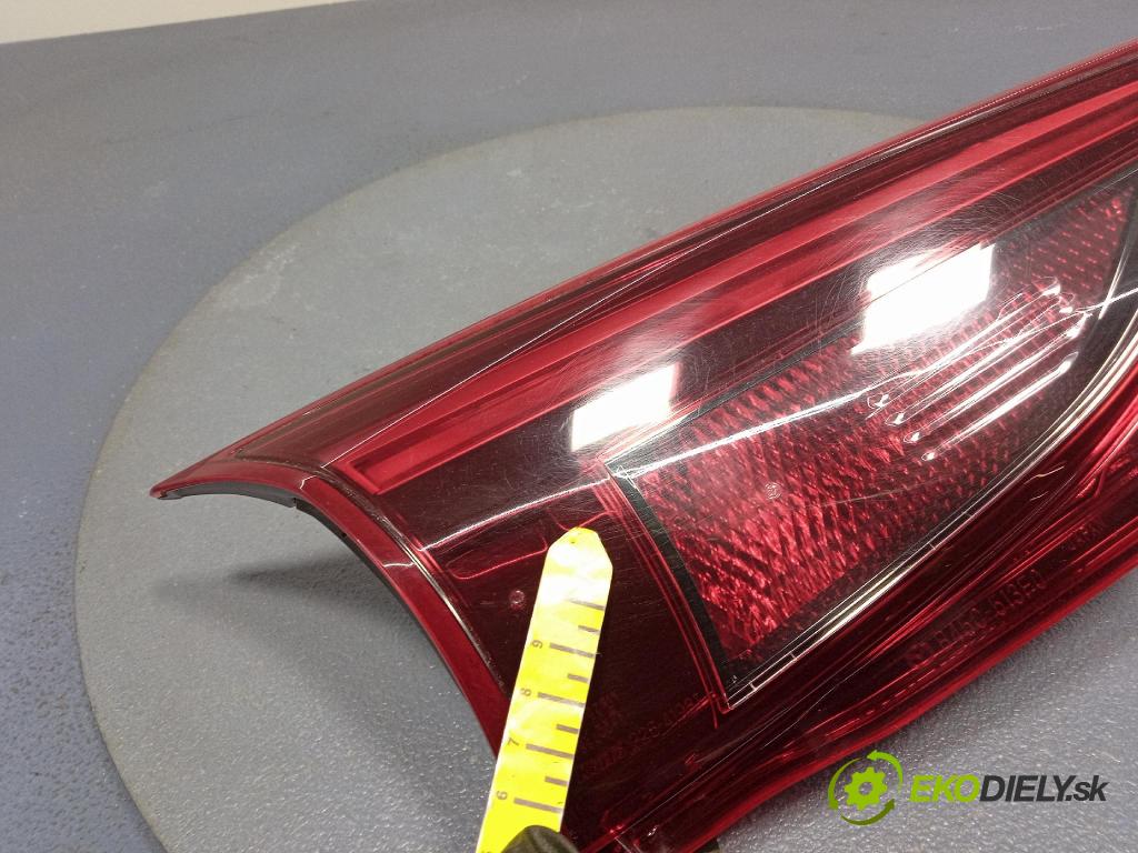 Mazda 3 2014 svetlo / reflektor zad ľavá Vnútri: B45C-513F0