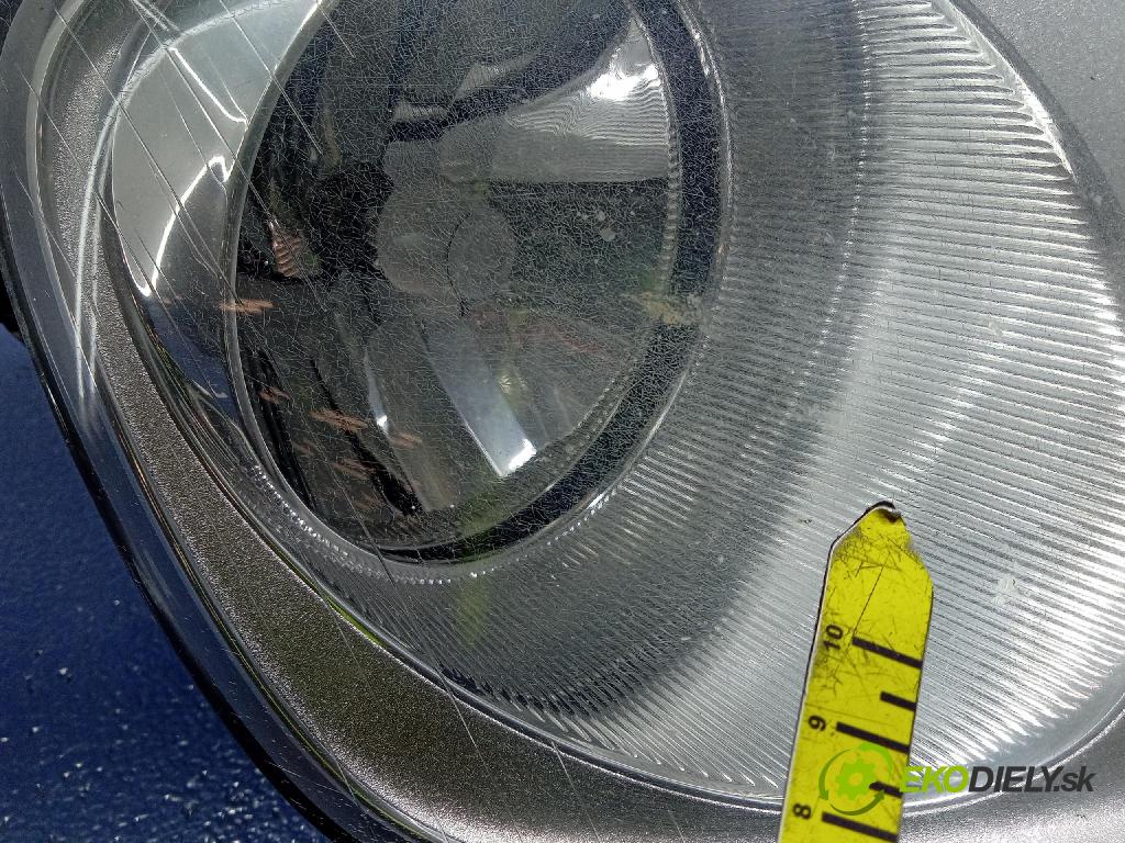 Vw Caddy 2008 Reflektor: v pravo: 2K0941006B