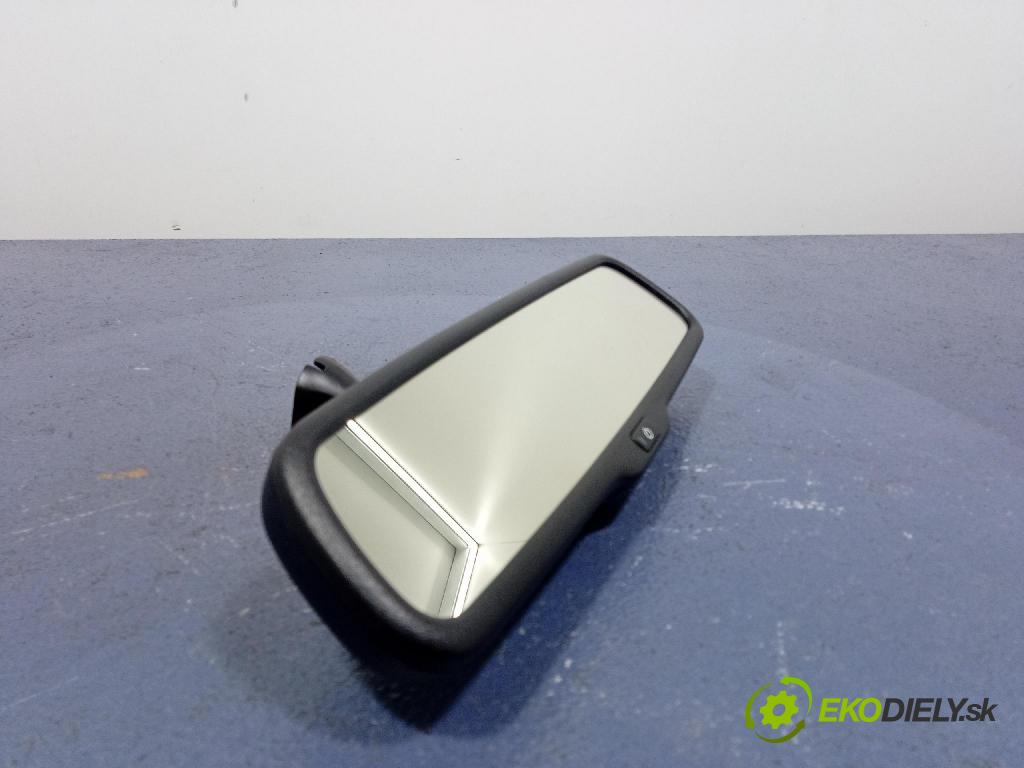 Mazda 3 2014 zrkadlo Vnútri: A048070
