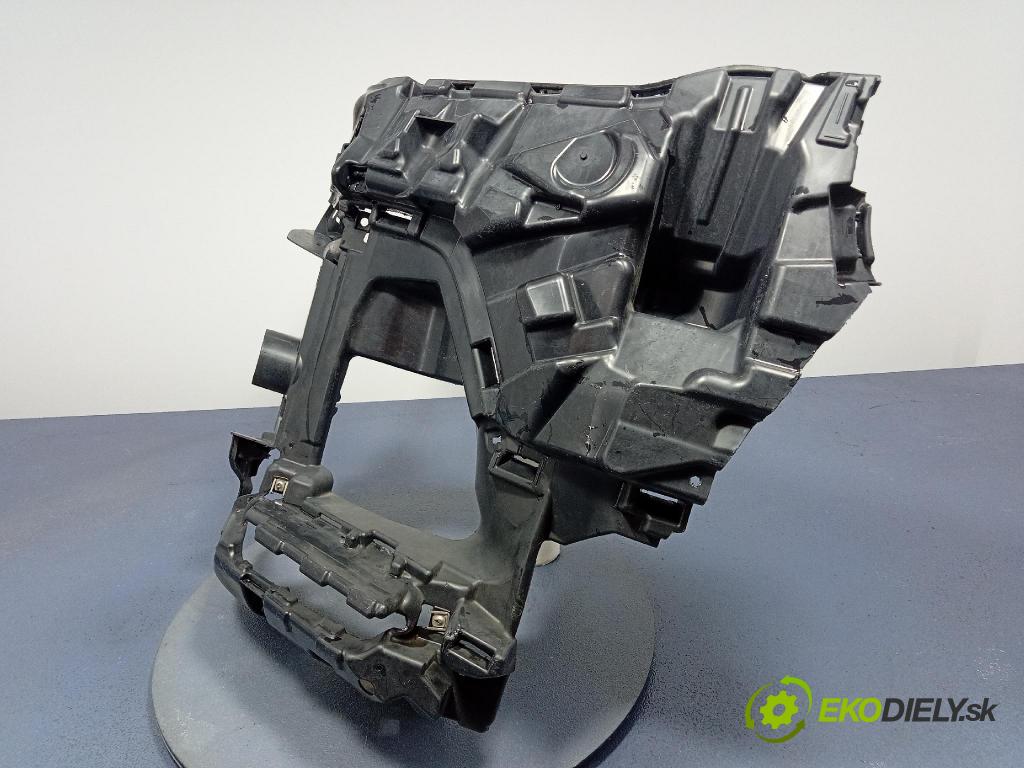 Bmw X7 0 Upevnenie: narazník 7423100