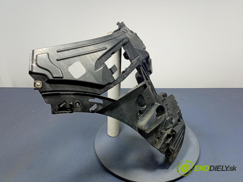 Bmw X7 0 Upevnenie: narazník 7423100