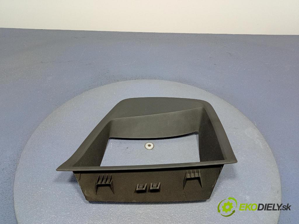 Bmw X7 0 kryt Plast: Interiéry: 9399291