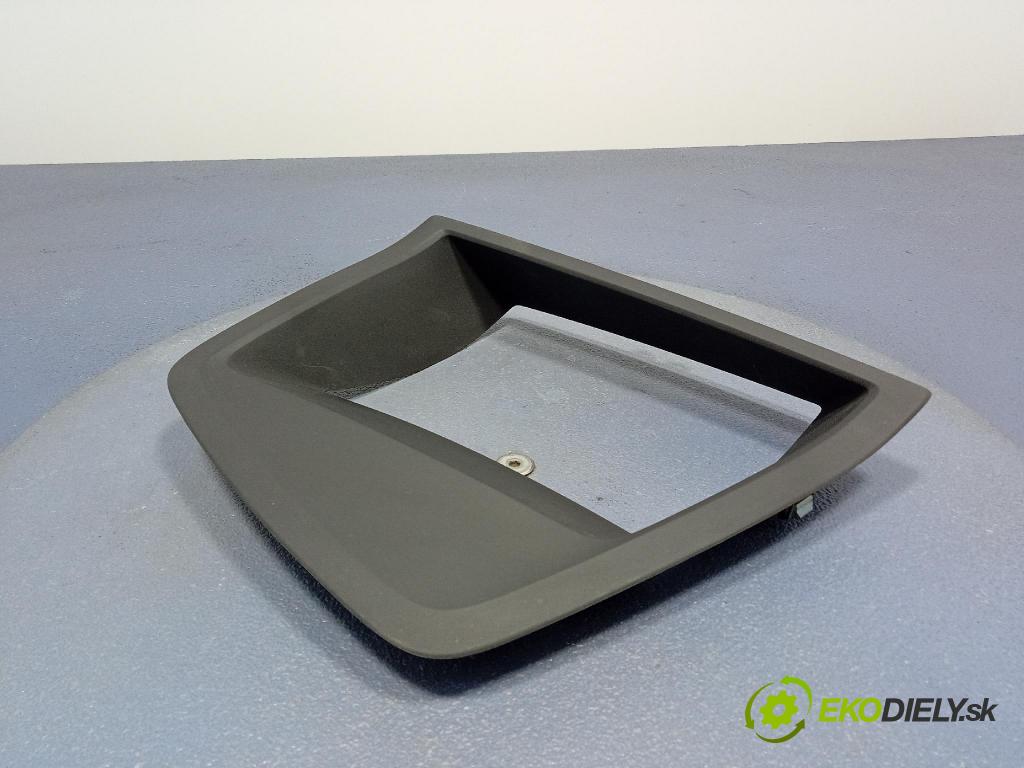 Bmw X7 0 kryt Plast: Interiéry: 9399291