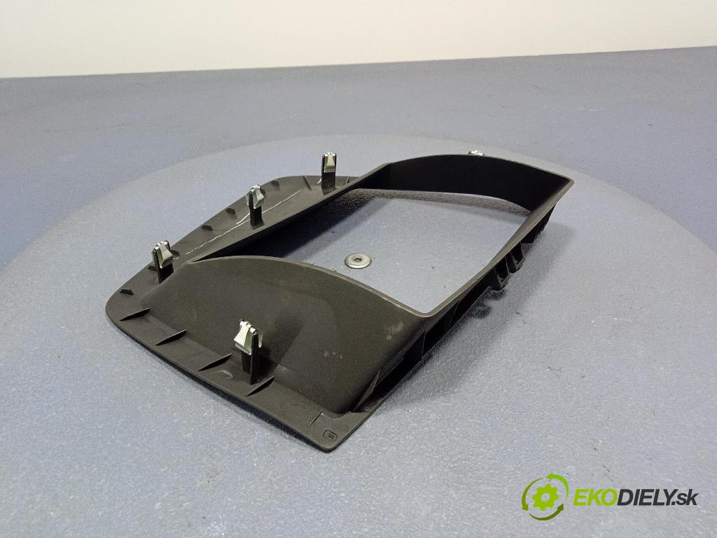 Bmw X7 0 kryt Plast: Interiéry: 9399291