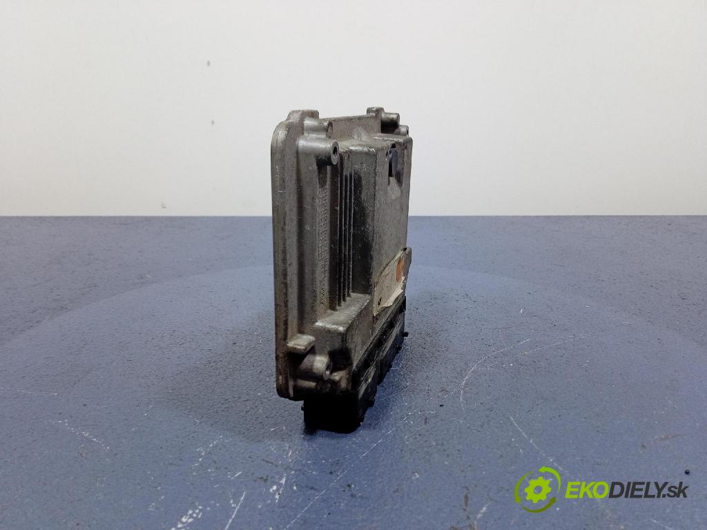 Lancia Musa 2004 riadiaca jednotka Motor: 42C272DA3