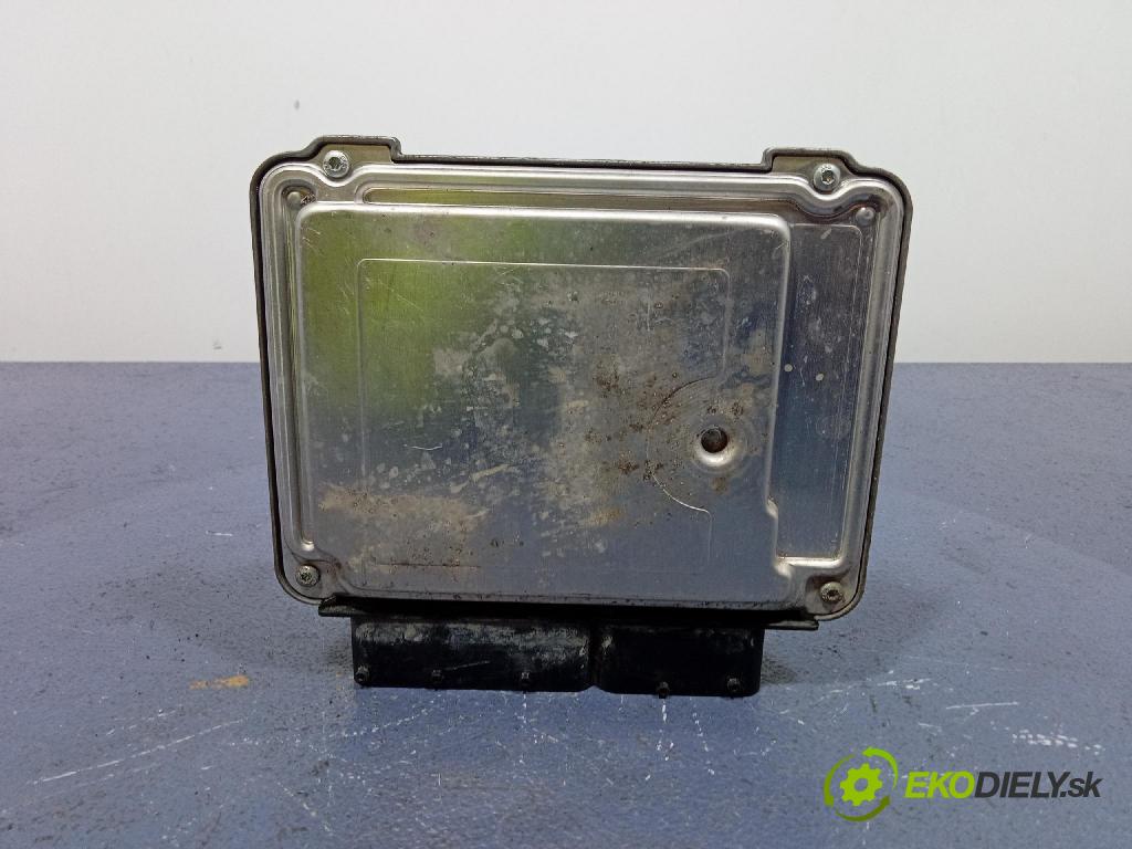 Lancia Musa 2004 riadiaca jednotka Motor: 42C272DA3