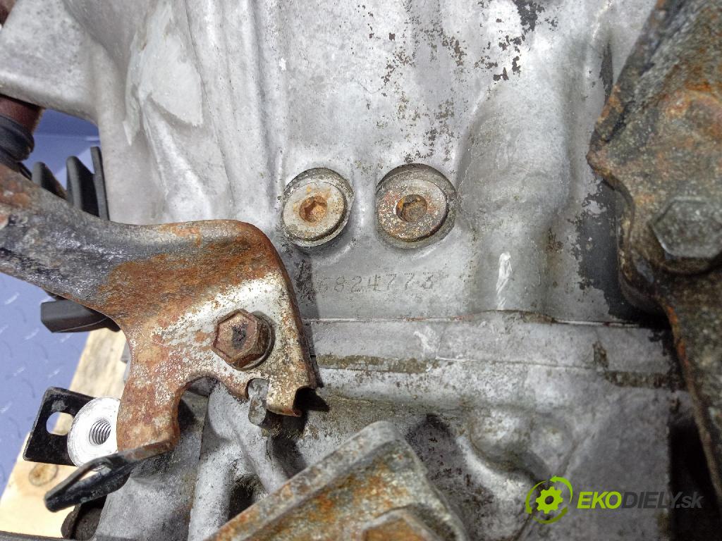 Toyota Avensis 2006 prevodovka Manualna