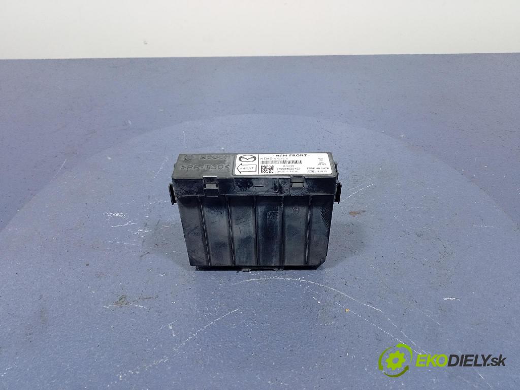 Mazda 3 2014 riadiaca jednotka Komfortu KD45-675X0