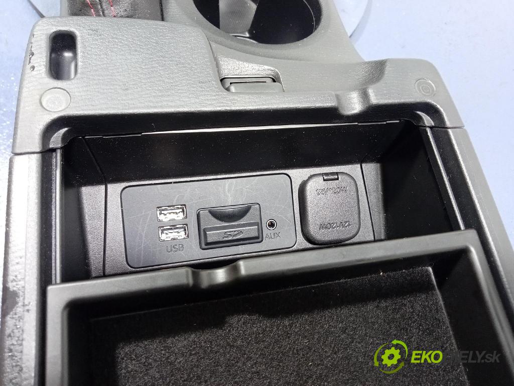 Mazda 3 2014 tunel Stredný: