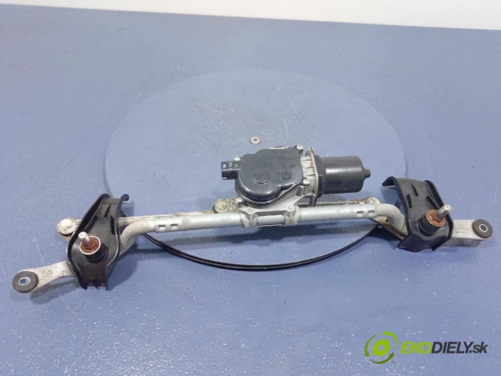 Mazda 3 2014 mechanizmus motor: Stierače: Predné BHS26737X