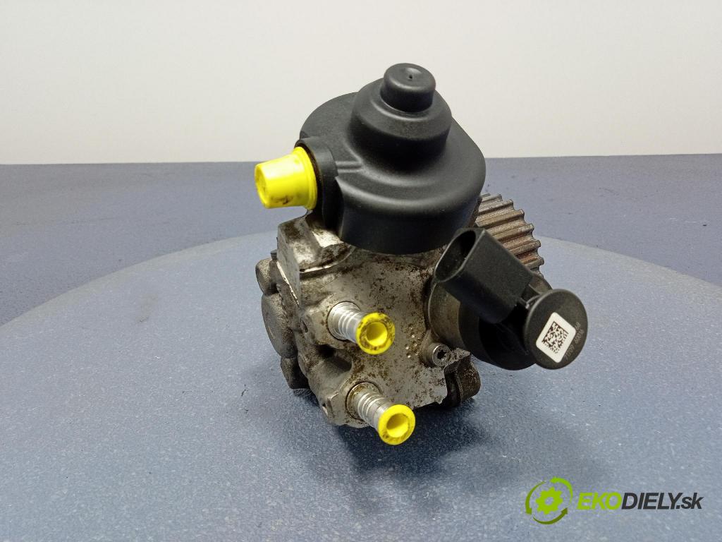 Vw Jetta 0 čerpadlo Injekcia: 04L130755E