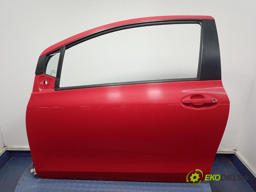 Toyota Yaris 2008 dvere Predné Vľavo: