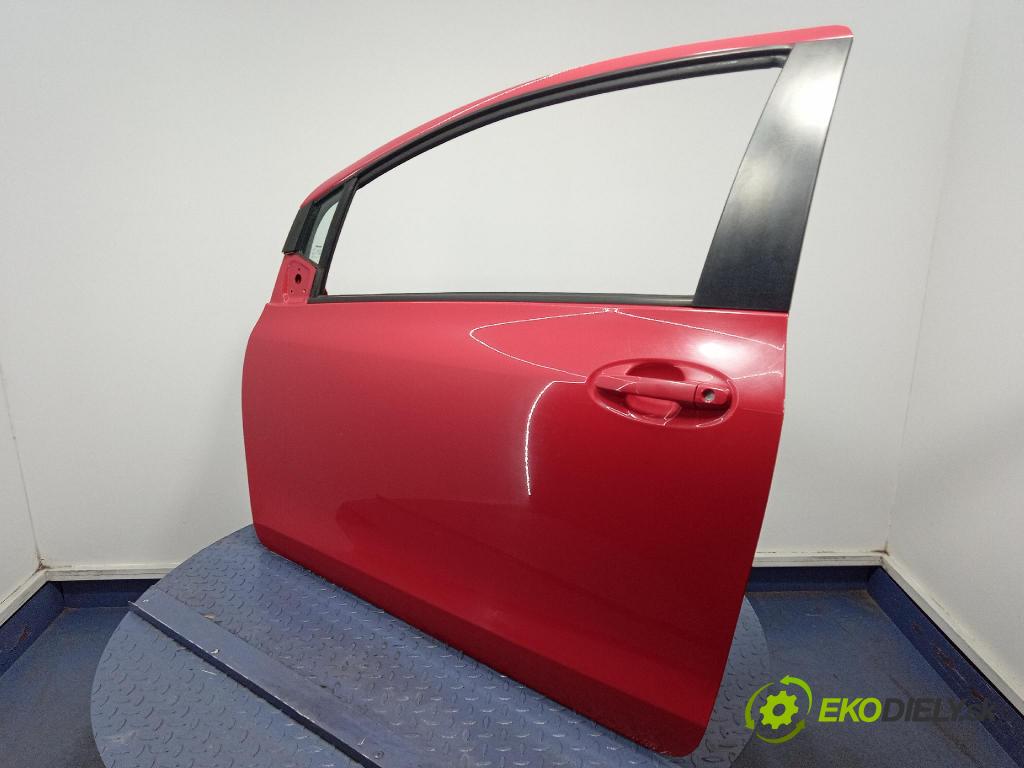 Toyota Yaris 2008 dvere Predné Vľavo: