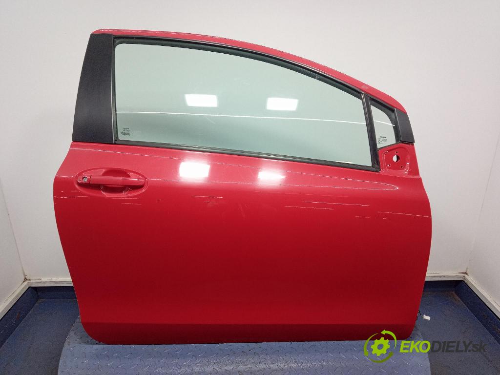 Toyota Yaris 2008 dvere Predné pravé