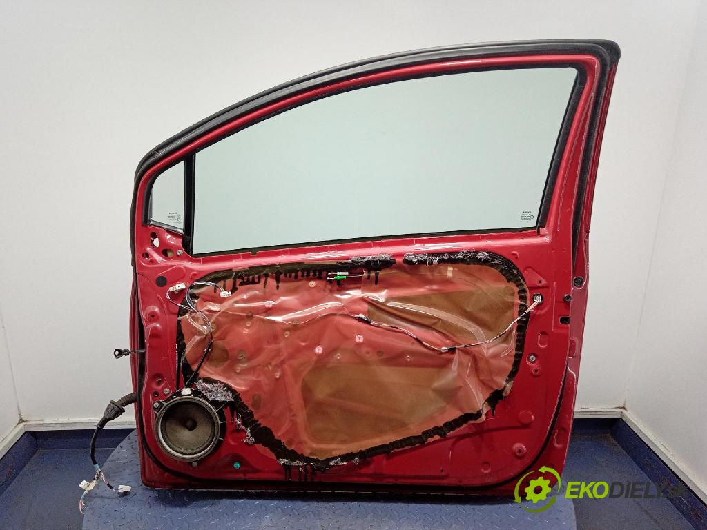 Toyota Yaris 2008 dvere Predné pravé
