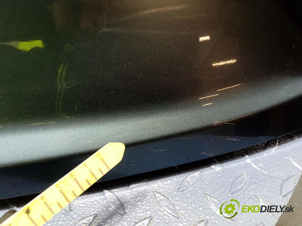 Mazda 3 2014 zadna dveře kufra: kufra: 